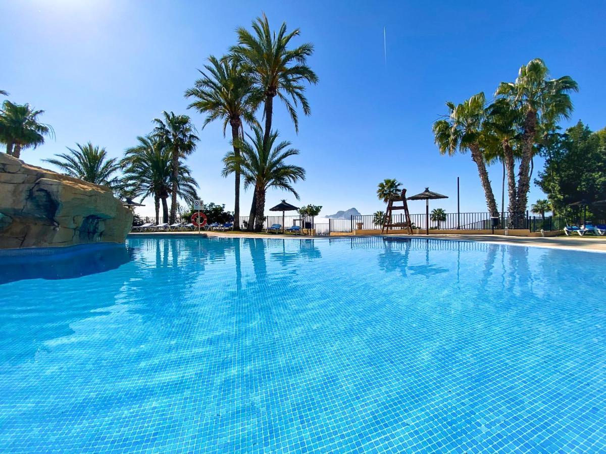 Апартаменты The View: Sea, Mountain, Terrace, Swimming Pool Кальпе Экстерьер фото